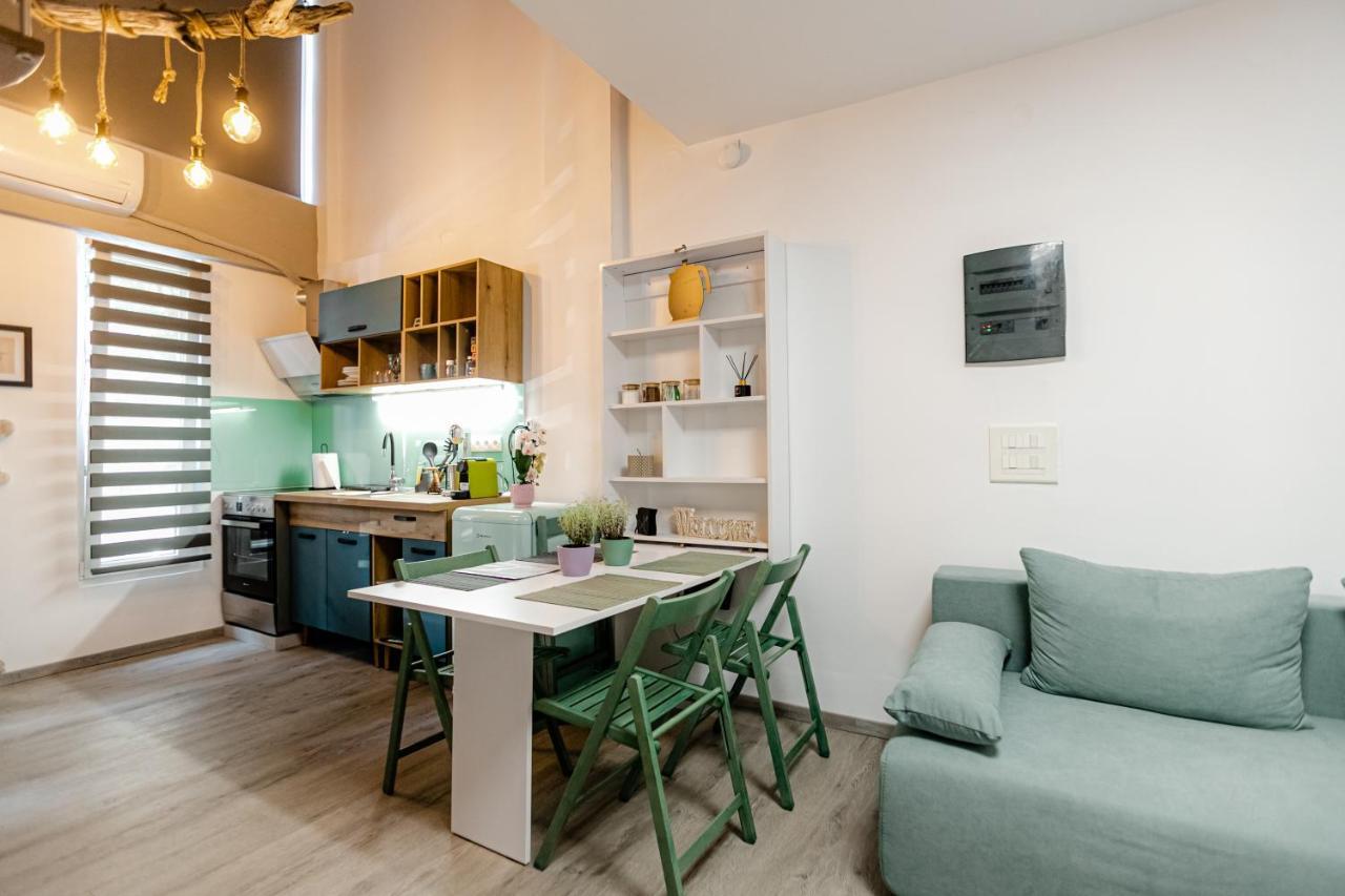 Zero Loft Apartment อเล็กซานโดรโพลิส ภายนอก รูปภาพ
