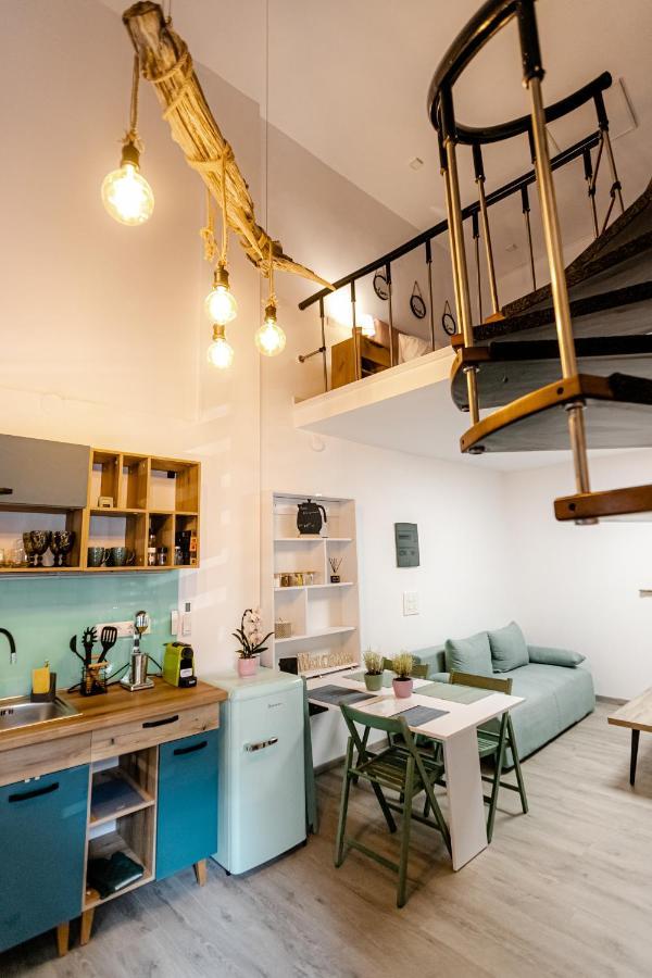 Zero Loft Apartment อเล็กซานโดรโพลิส ภายนอก รูปภาพ