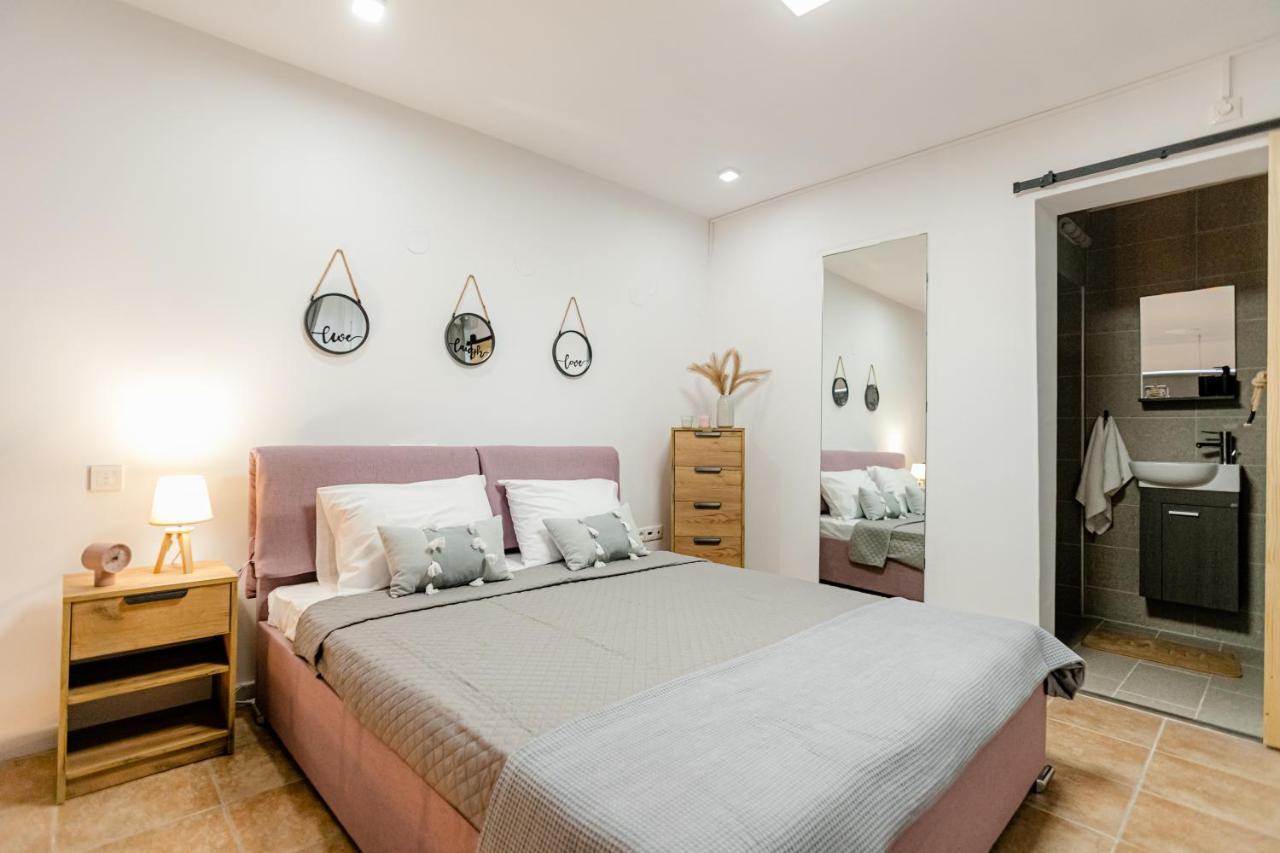 Zero Loft Apartment อเล็กซานโดรโพลิส ภายนอก รูปภาพ